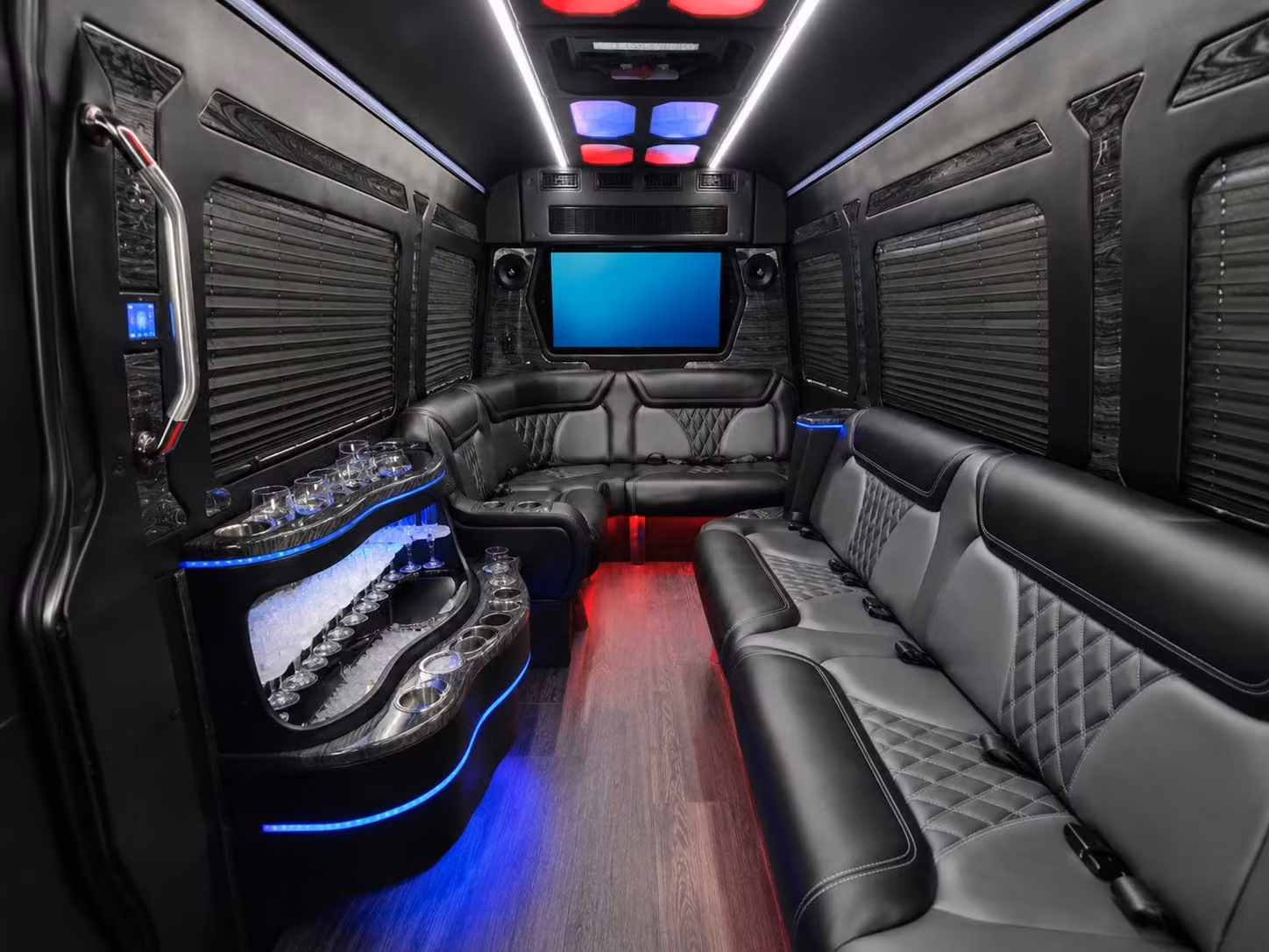 healthcare tech and manufacturing employers in gilbert rely on private shuttle services